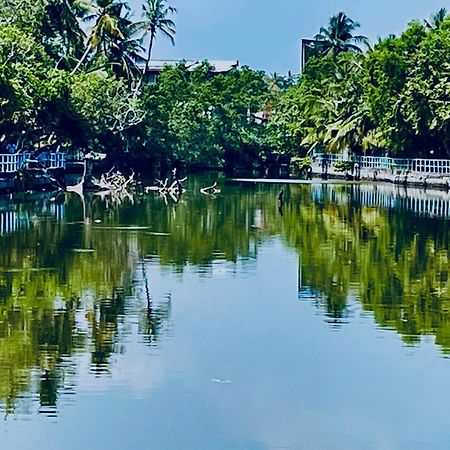 Lagoon Boutique Hotel Tangalle Bagian luar foto