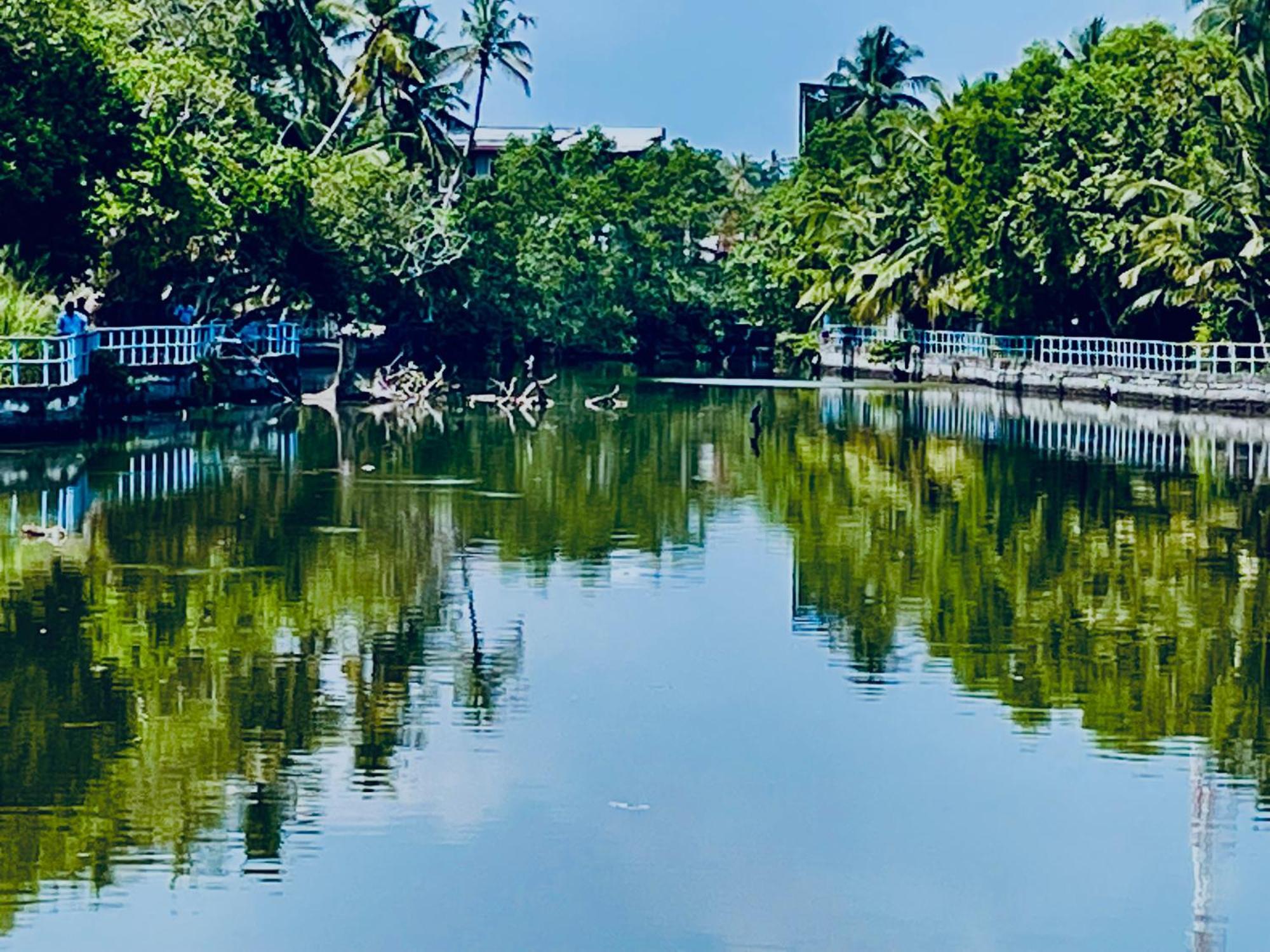 Lagoon Boutique Hotel Tangalle Bagian luar foto