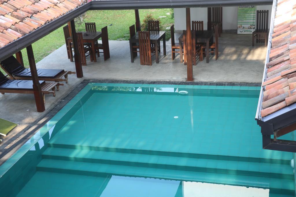 Lagoon Boutique Hotel Tangalle Bagian luar foto